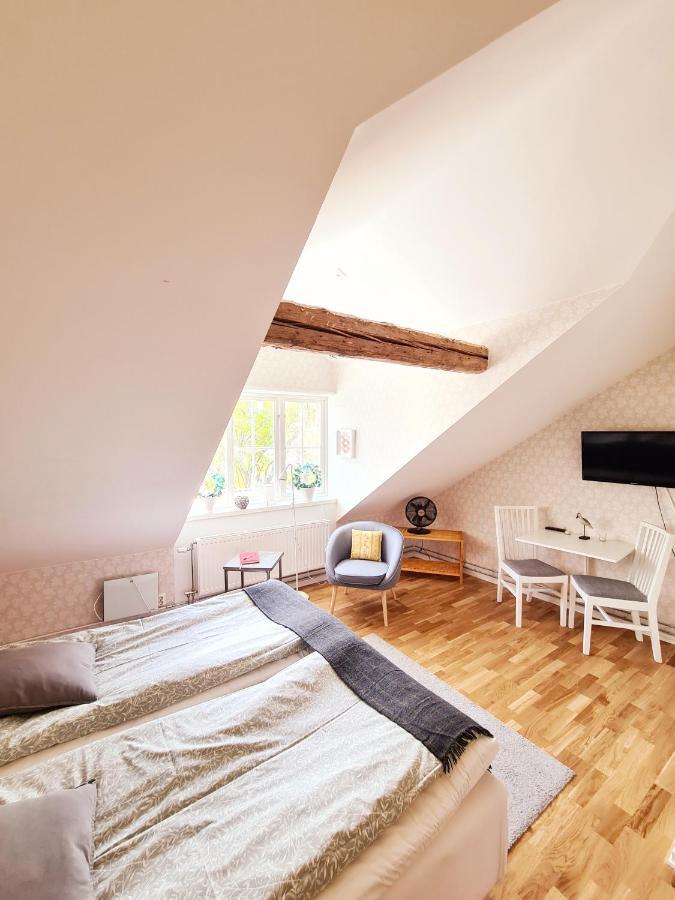 Roeda Magasinet Hotel Mariefred Buitenkant foto